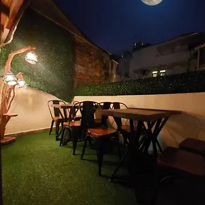 Hostel Moon, Istanbul